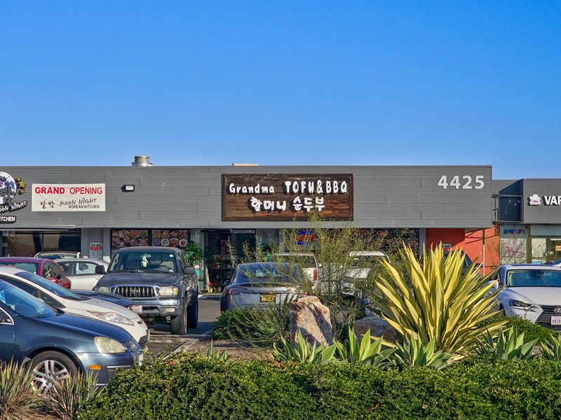 Grandma Tofu & BBQ exterior